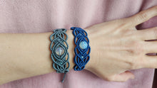 Load image into Gallery viewer, Bracelet with moonstone

