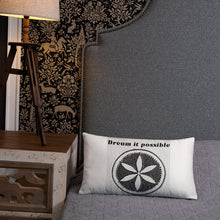 Load image into Gallery viewer, Dream it possible Basic Pillow
