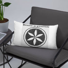 Load image into Gallery viewer, Dream it possible Basic Pillow
