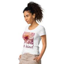 Load image into Gallery viewer, Be kind organic t-shirt
